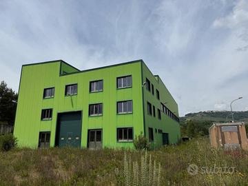 Immobile di 1200 m² a San Mango sul Calore