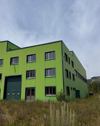 Immobile di 1200 m² a San Mango sul Calore