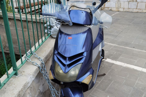 Aprilia Leonardo 250cc del 2000