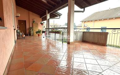 AMPIO 4 LOCALI CON TERRAZZI, TAVERNA, BOX DOPPIO I