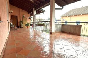 AMPIO 4 LOCALI CON TERRAZZI, TAVERNA, BOX DOPPIO I
