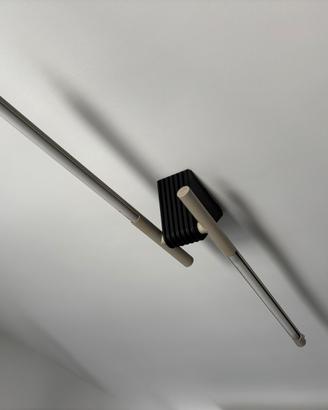 Iconica lampada fluorescente design Sistema Flu