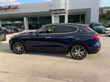 Maserati Levante V6 Diesel 275 CV AWD TETTO.CERCHI