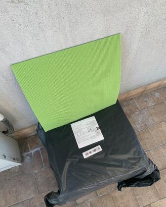 Piastrelle adesive in moquette 30x30