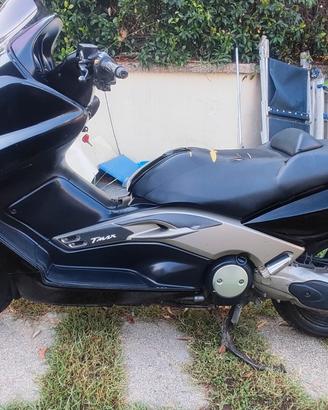 Tmax 500 2004