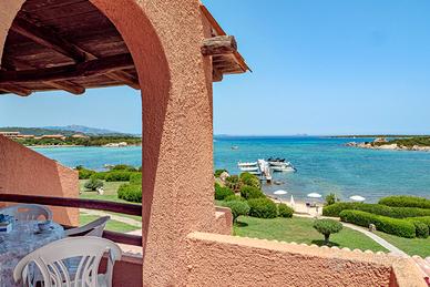 Bordo Spiaggia e Piscina, Vista Mare