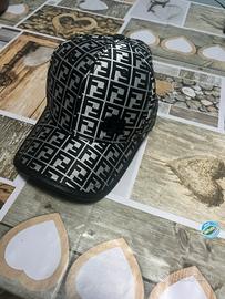 Cappellino Fendi