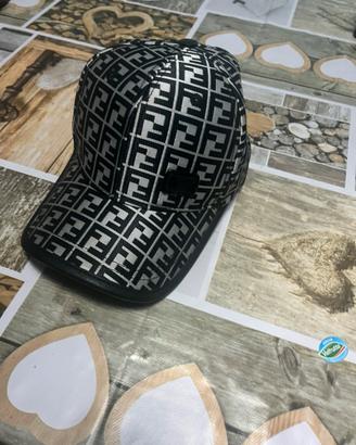 Cappellino Fendi