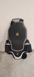 paraschiena moto
