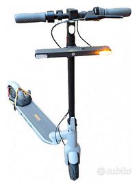 Ninebot by Segway MAX G30 LE Monopattino Elettrico