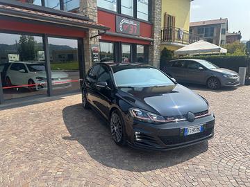 Volkswagen Golf GTI Golf GTI Performance 2.0 245 C