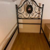 Letto singolo in ferro battuto
