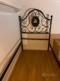 Letto singolo in ferro battuto