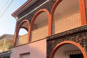 Casa Indipendente al primo piano