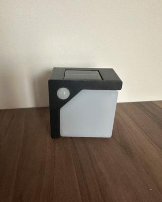 Luce da esterno a LED con sensore