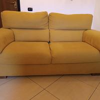 Divano 2 posti sfoderabile e lavabile -come nuovo