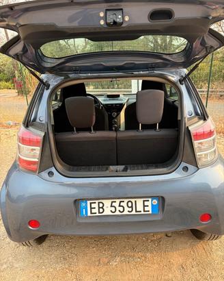 Toyota iQ 1.0 CVT Trend