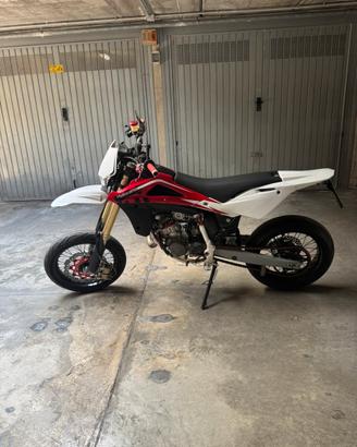 Husqvarna sm 125 2010