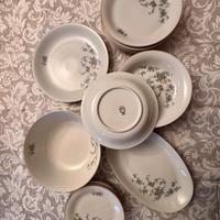 Servizio piatti ROYAL in porcellana floreale 