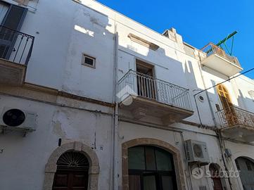 CASA INDIPENDENTE A POLIGNANO A MARE