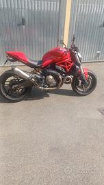 Ducati monster 821 a2