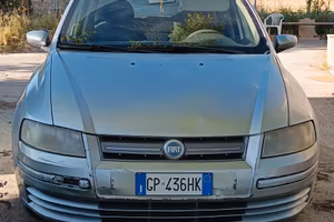 auto marciante