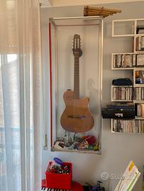 Bacheca per chitarra/basso