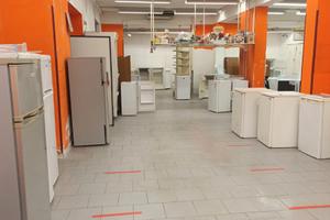 Luogo adibito alla vendita o stoccaggio