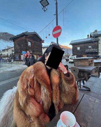 pelliccia di volpe rossa