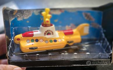 The Beatles Yellow Submarine CORGI.