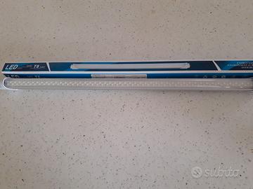 SEI LAMPADE T8 LED TRASPARENTI PER ACQUARI