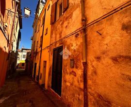 MONOLOCALE A SASSARI