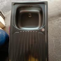 lavabbo in acciaio da cucina 