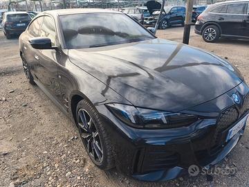 DISPONIAMO DI RICAMBI AUTO bmw g26 restyling 2025 