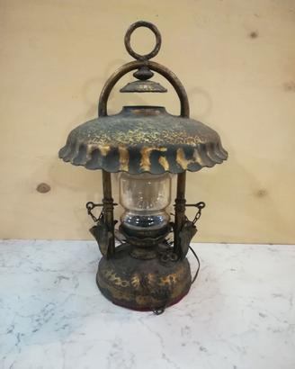 Lampada vintage in ottone