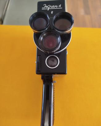 Cinepresa a molla vintage 