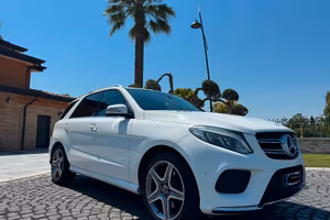 Mercedes GLE 250 d Premium Plus 4matic auto UNIPRO
