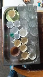 set bicchieri e tazze 