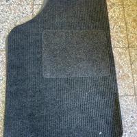 Tappetini auto nuovi