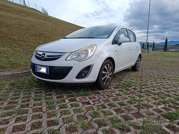 opel corsa GPL benzina 4 porte 1200