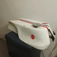 Serbatoio racing Suzuki titan 500