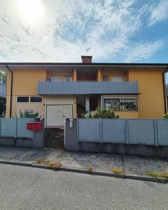 appartamento monocamera con giardino privato, g...