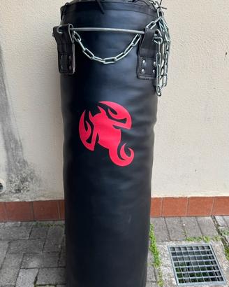 Sacco da boxe 45/50 kg – 130 cm – catene incluse