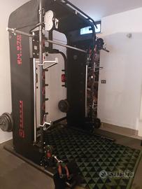 PALESTRA MULTIFUNZIONE 