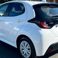 PERFETTA Toyota Yaris 1.0Benz. 6.700 KM ORIGINALI