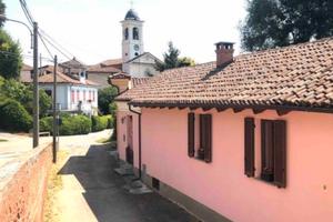 Casa a Sessant- 4 km dal centro di Asti