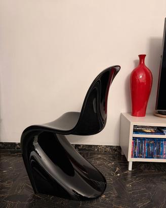 Vitra Panton Chair Classic nera lucida – originale