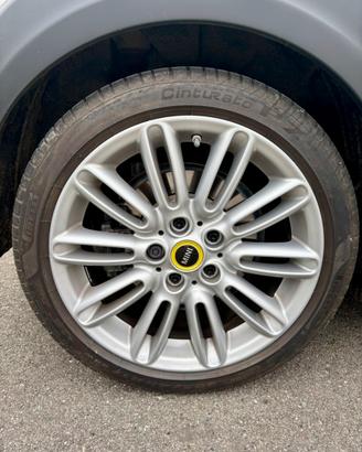 2 gomme estive Pirelli 205/45 R17