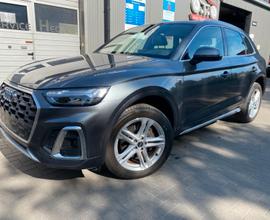 Audi Q5 40 2.0 tdi S line quattro