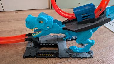 pista Hot Wheels t-rex